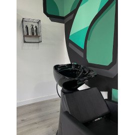 6TREINTA barbershop hair salon Valdebebas waiting area